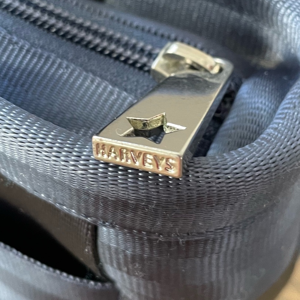 HARVEYS the original seatbelt bag - Picture 5 of 16